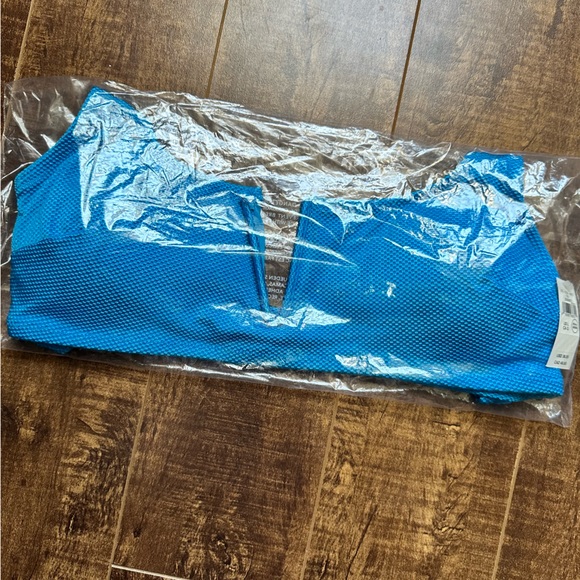 Bathing suit top - Picture 2 of 2